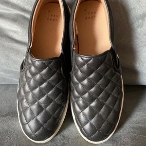 Reese Memory foam quilted sneakers